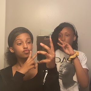 Meet your Posher, Dessiah